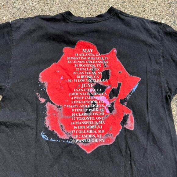 Vintage 2000 The Cure Dream Tour Concert V Neck Rock Band Rose Faded T-Shirt - Picture 4 of 5